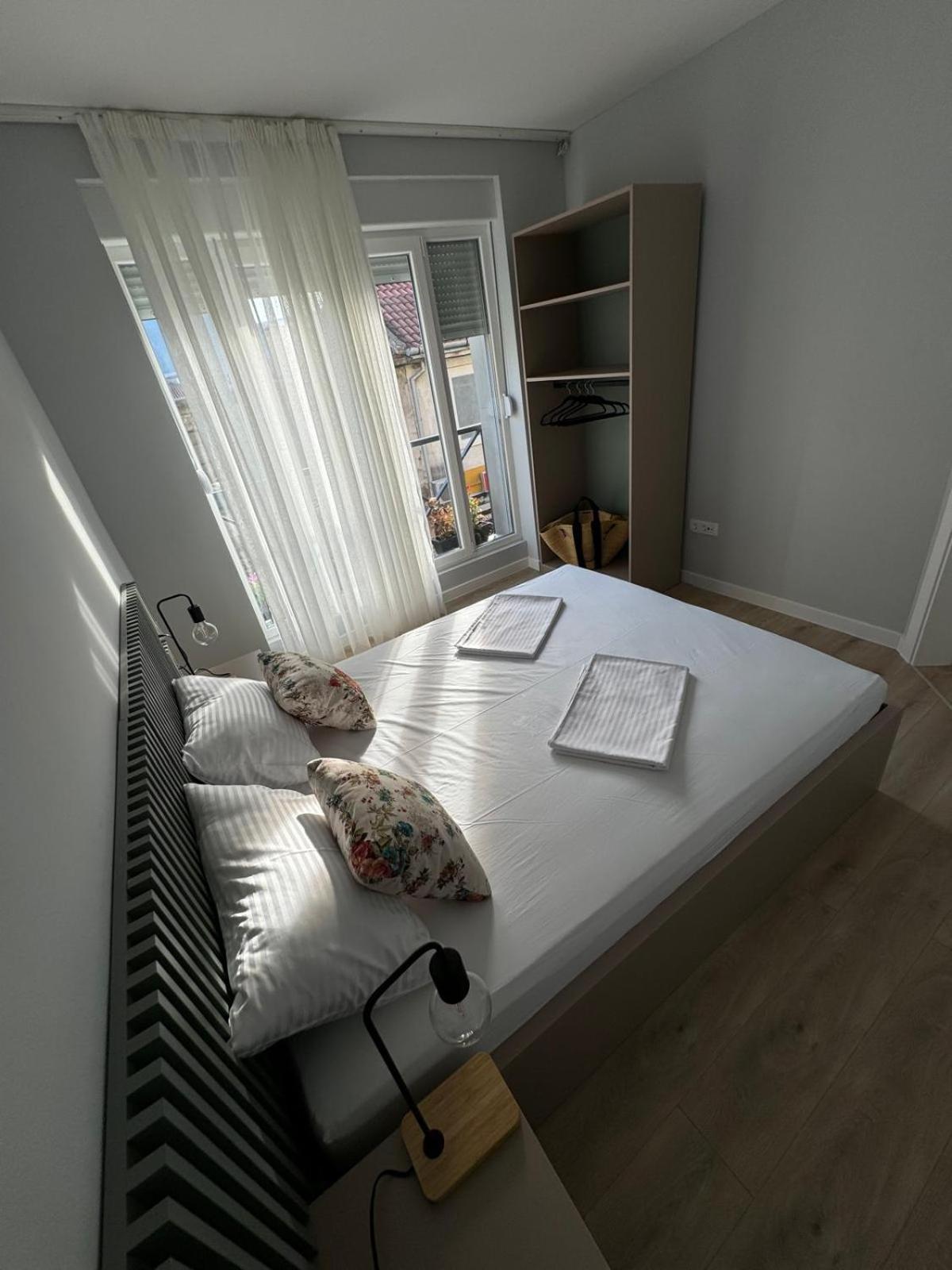 Apartments Abc モスタル エクステリア 写真