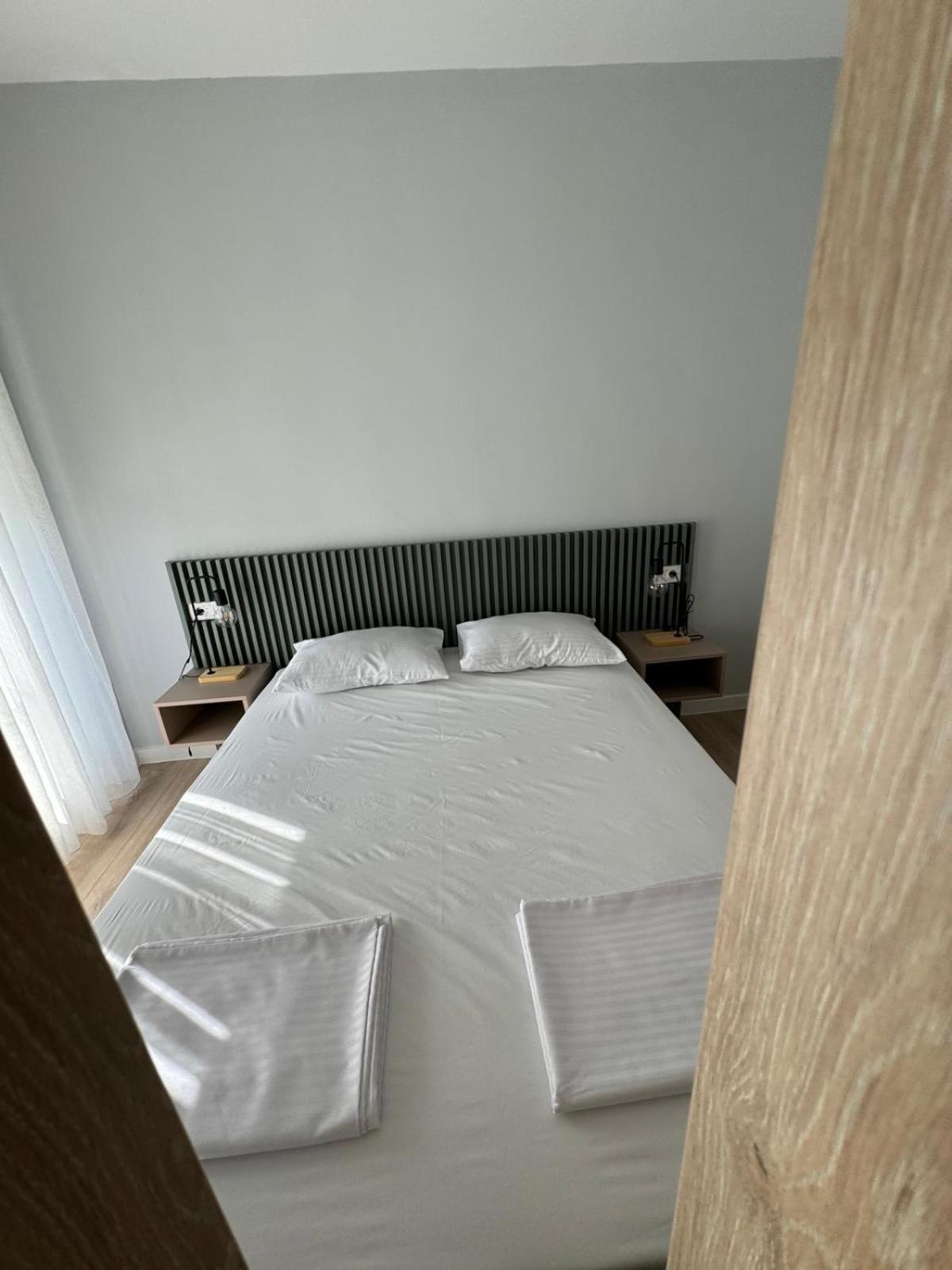 Apartments Abc モスタル エクステリア 写真
