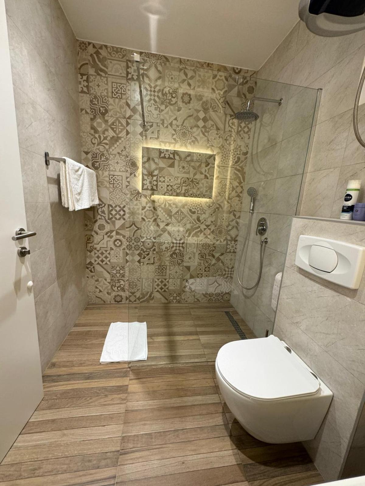 Apartments Abc モスタル エクステリア 写真